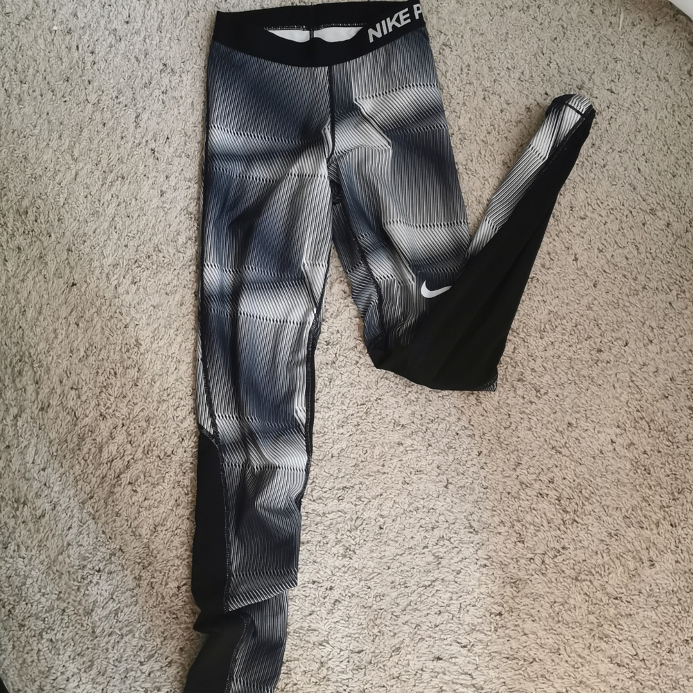 Nike Pro Leggings
